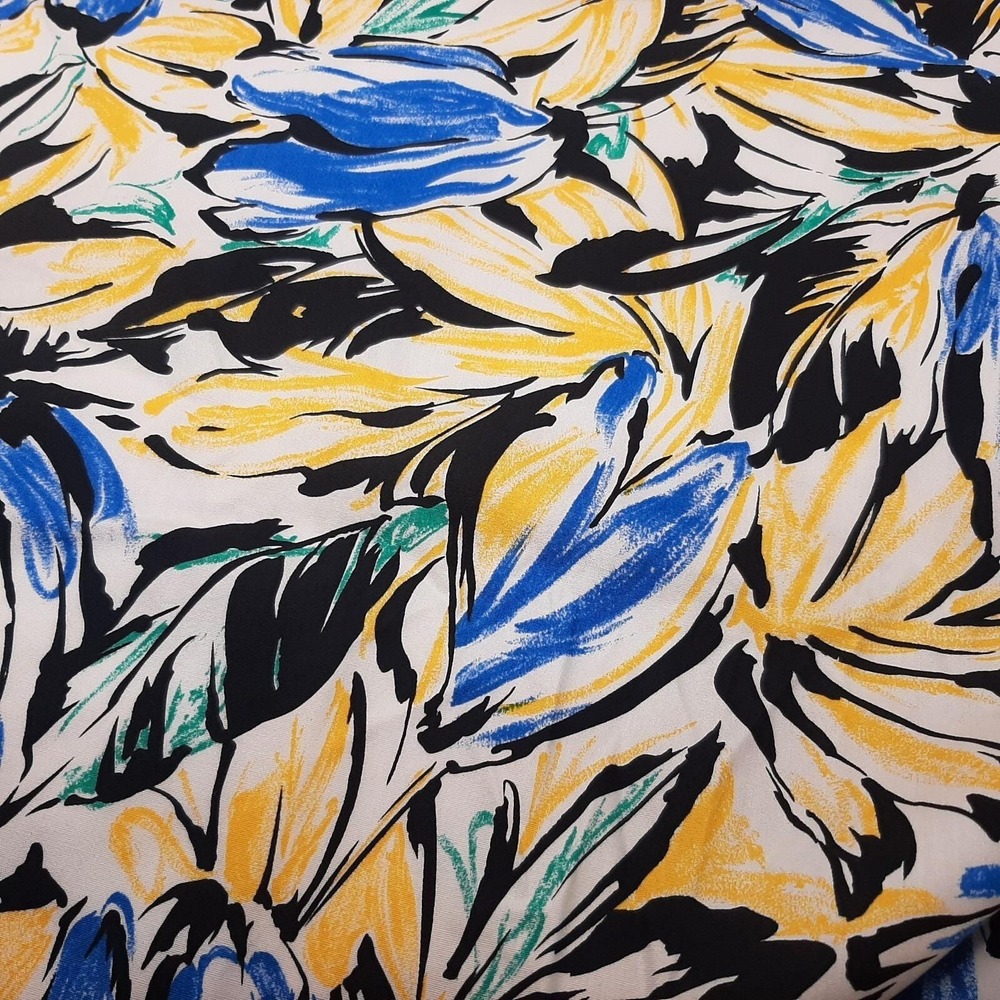 Robert Kaufman Flowers Floral Tulips Yellow and Blue Large Design 5 Yards